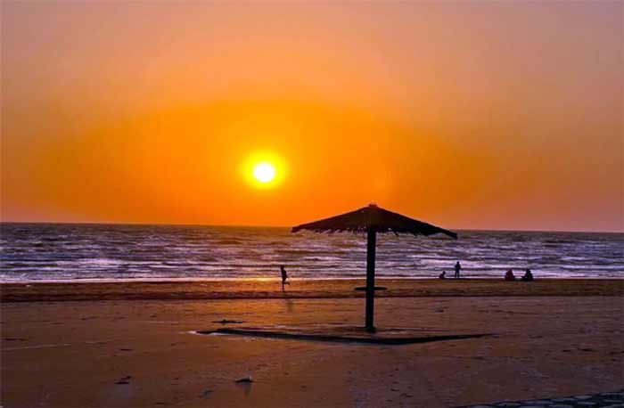 گردشگری بوشهر ساحل گناوه